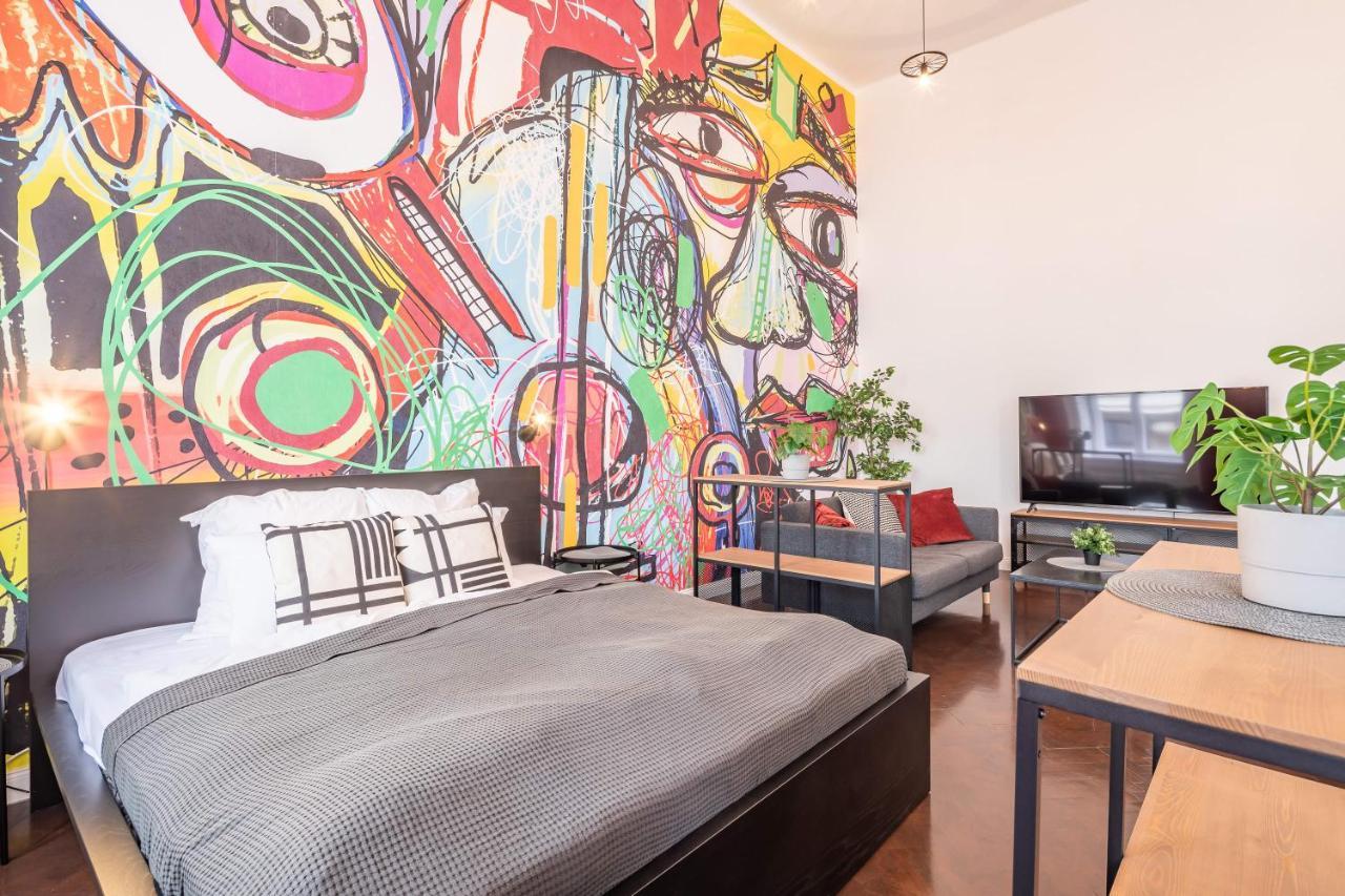 Stylish - Street Of The Basilica Apartment