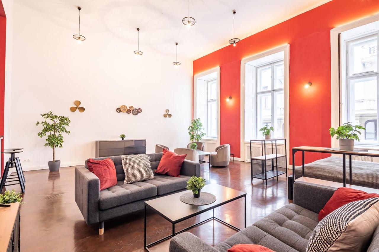 Stylish - Street Of The Basilica Apartment